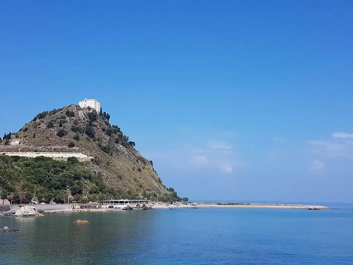 La Casa Di Aurelio Apartment Capo d'Orlando